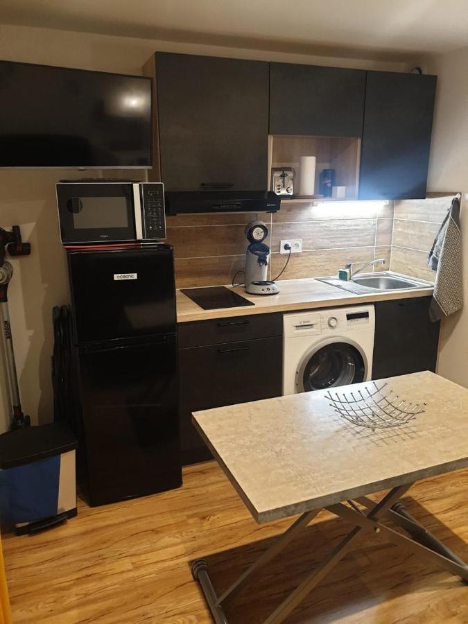Le 67,Ski Et Randonnee,Lave Linge,Seche Linge,Parking แบร์เนซ์ ภายนอก รูปภาพ